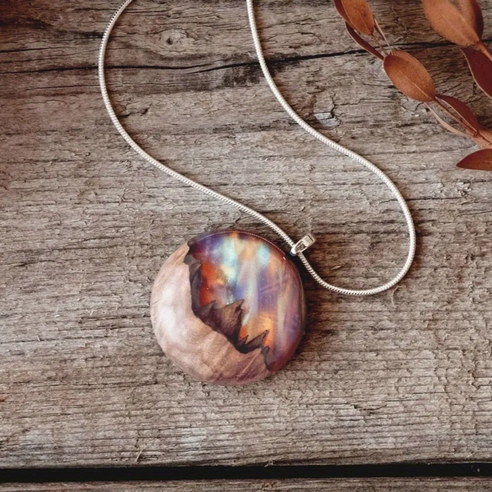 Handmade Mountain River Pendant - Multicolor